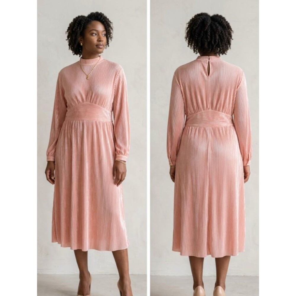 Shimmering Mock Neck Pleated Rose Pink Long Sleeve Midi Cocktail Dress SZ Large